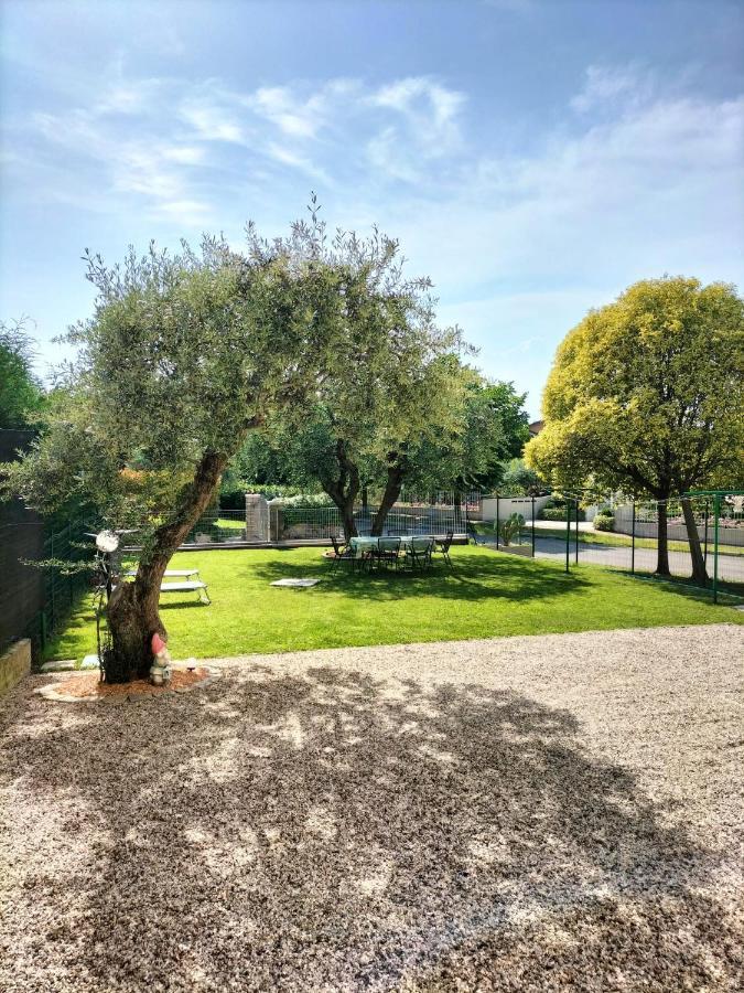הוילה לאזיסה Casa Degli Ulivi מראה חיצוני תמונה